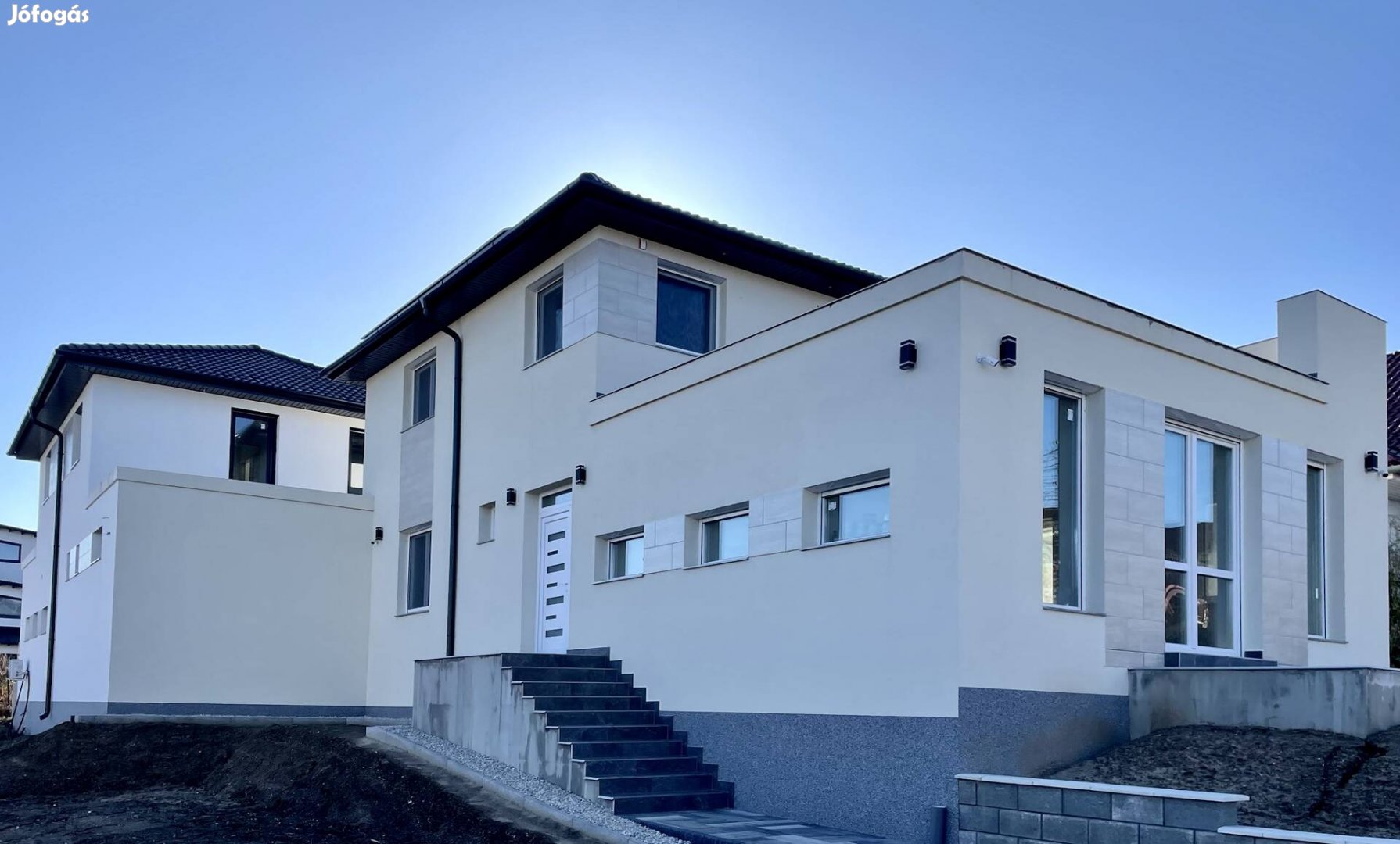 Új építésű, panorámás ingatlan Balatonföldváron