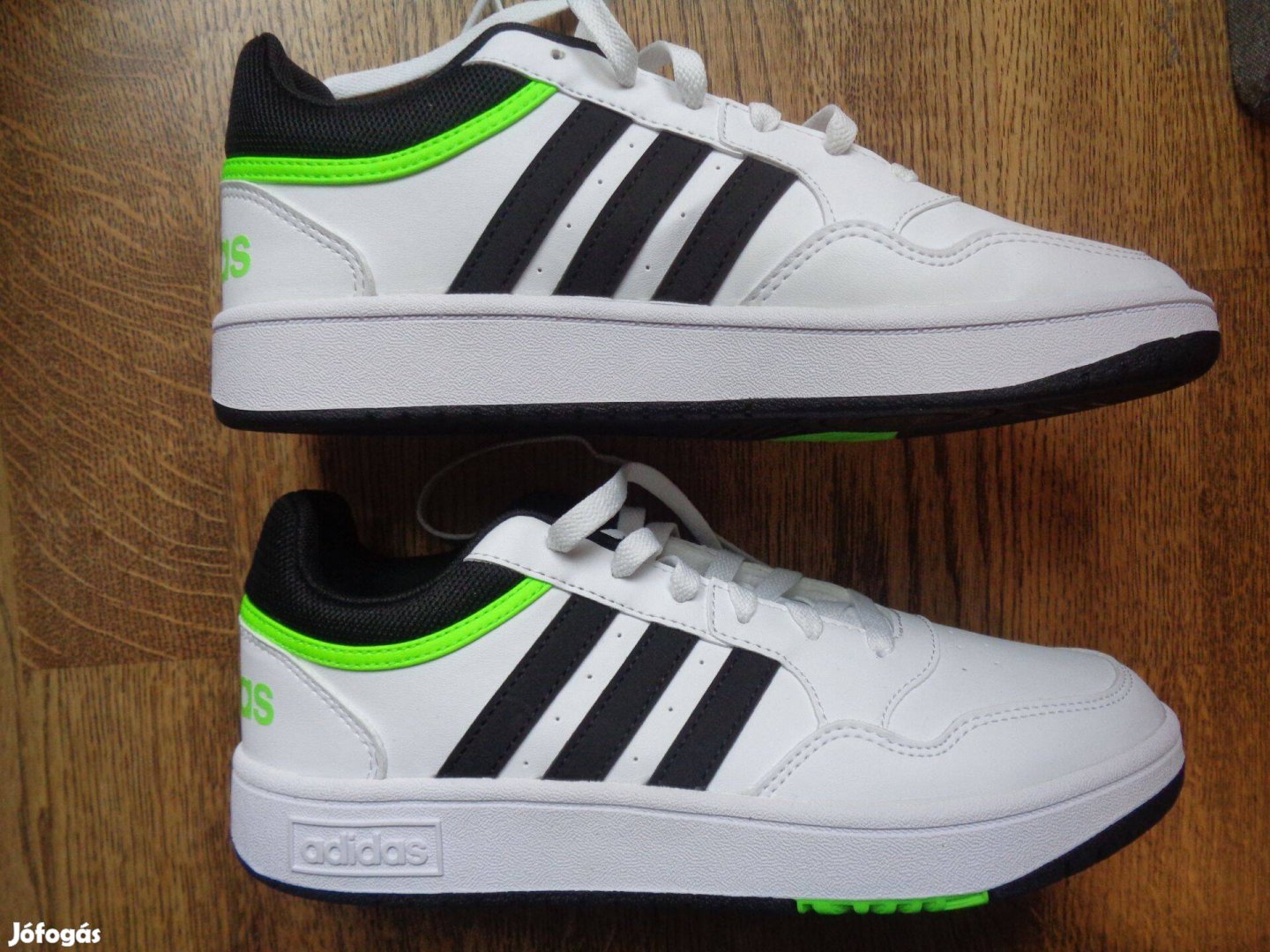 Új eredeti Adidas 40-es 40 gyerekcipő kosarascipő teniszcipő 4 modell