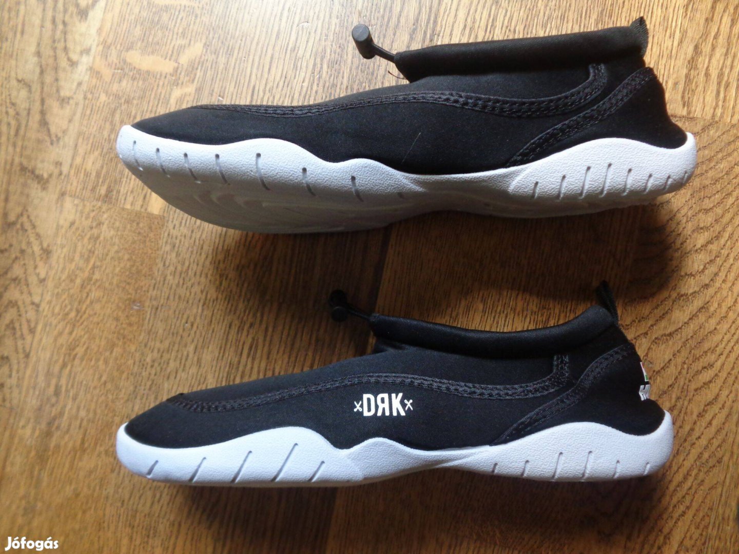 Új eredeti DRK Dorko Aquatic 45-ös 45 női sportcipő utcai cipő 2-féle