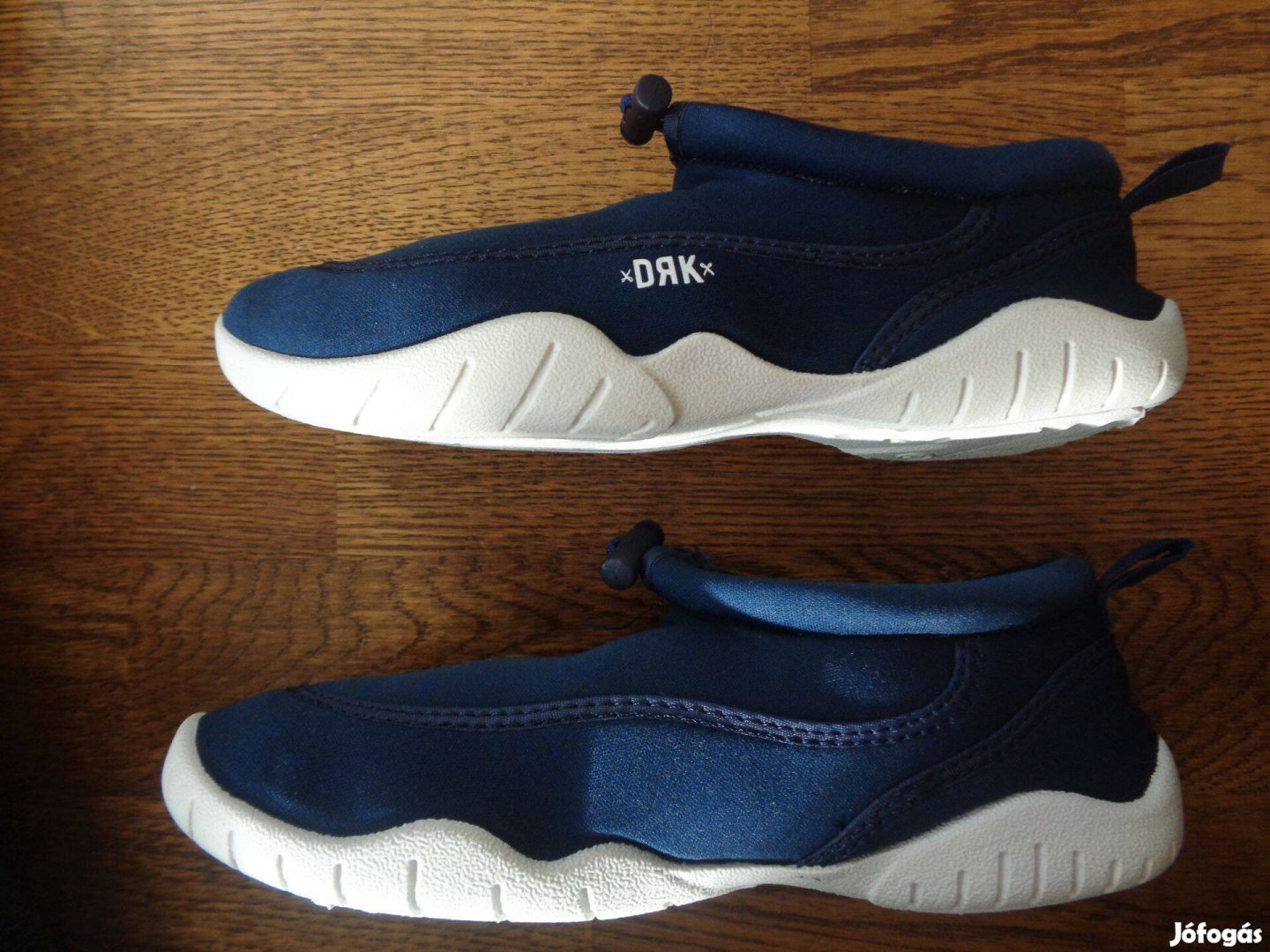 Új eredeti Dorko DRK Aquatic 34-es 34 gyerekcipő utcai cipő 2 színben