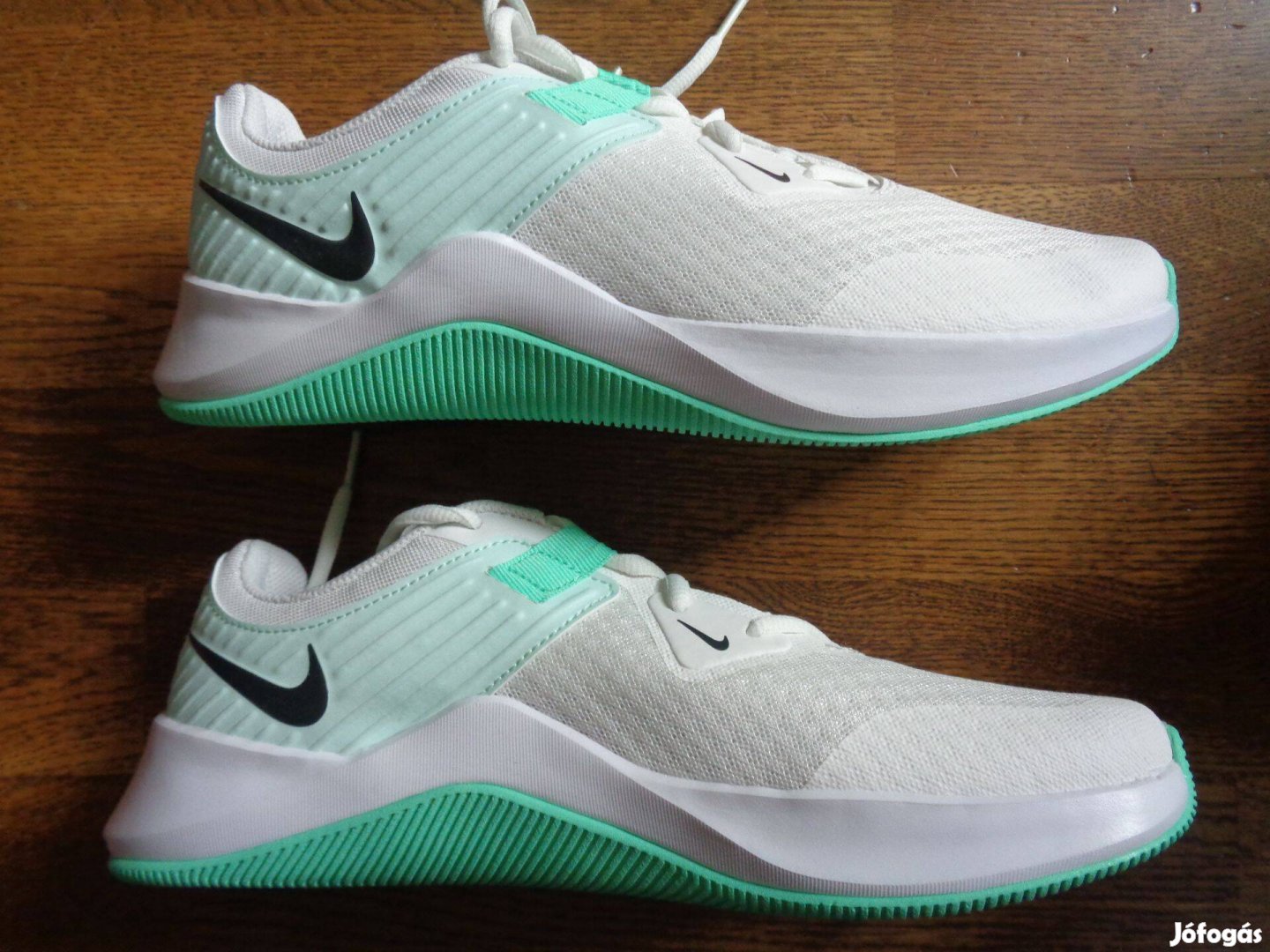 Új eredeti Nike MC Trainer 42-es 42 női prémium sportcipő utcai cipő