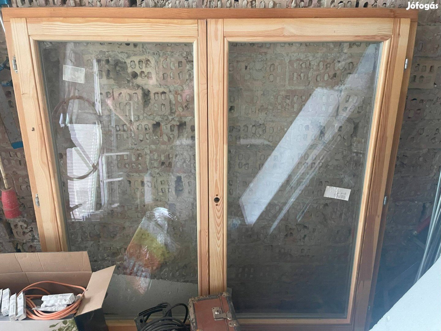 Új fa ablak nyíló 148 cm x 148 cm