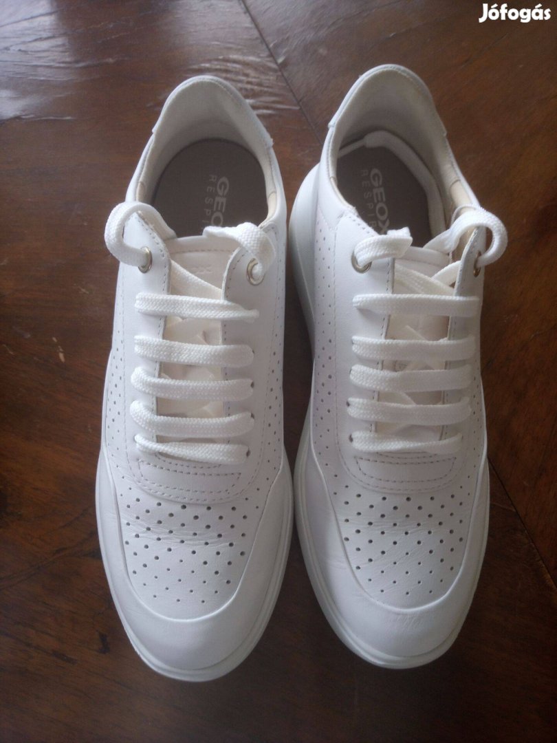 Új fehér Geox bőr női sneakers légáteresztő talppal
