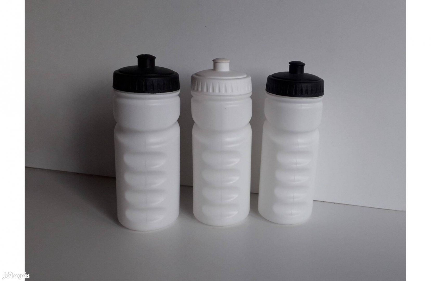 Új fehér PVC kulacs csavaros ivó fedéllel, 500 ml 600/db