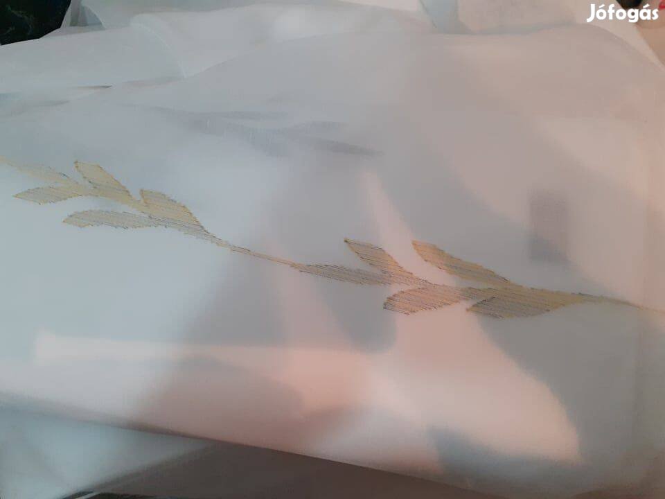 Új fehér nyírt mintás függöny Ólomzsinórral (12m x 175 cm)