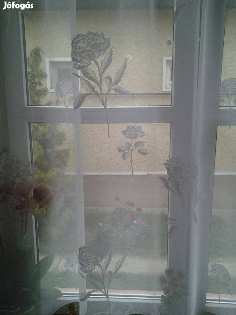 Új fehér rózsás függöny Behúzóval Ólomzsinórral (12x180cm)