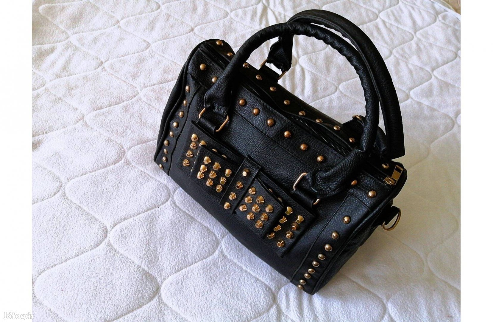 Új fekete arany szegecses női táska