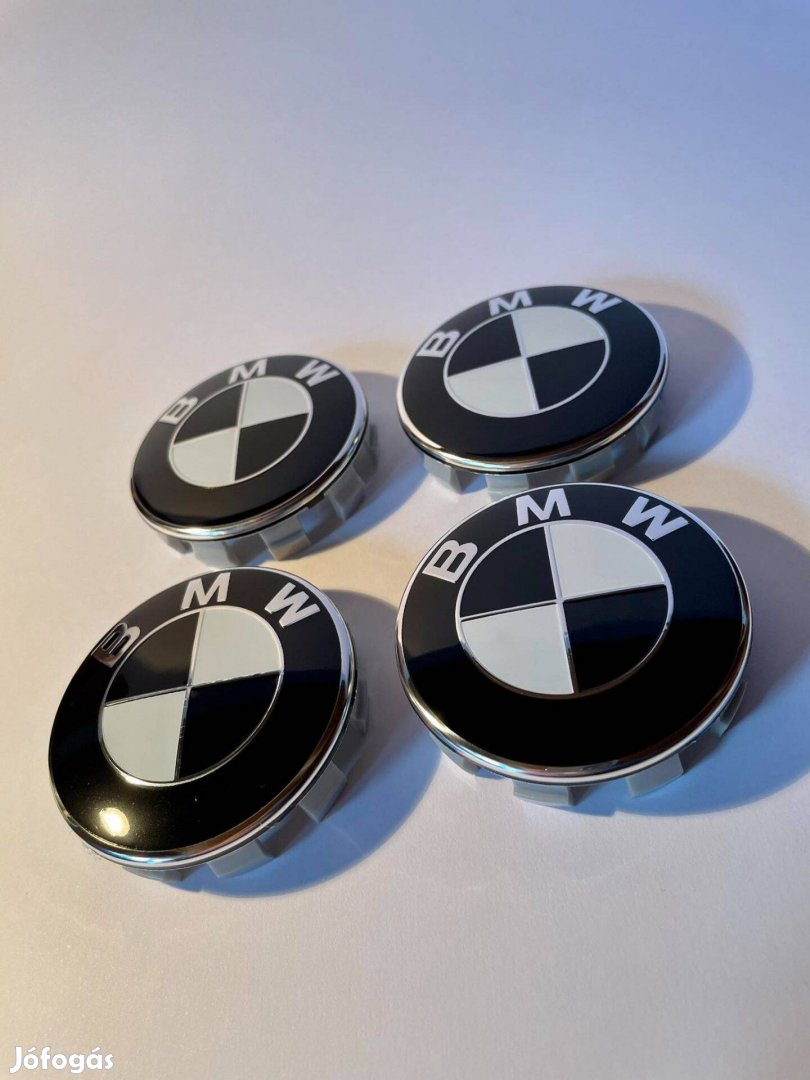 Új fekete fehér BMW felnikupak felniközép felni kupak 68 mm