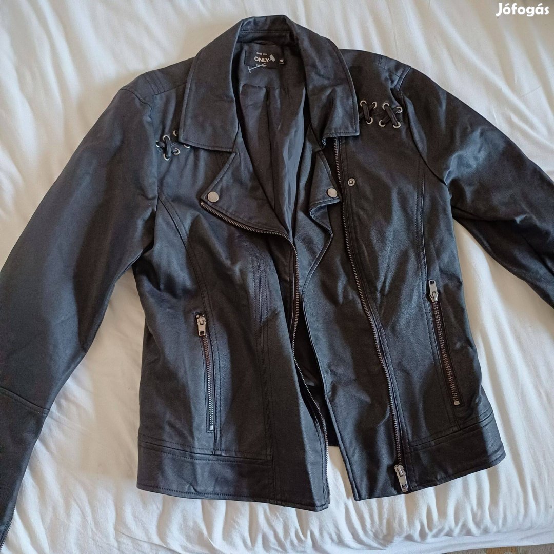 Új fekete női műbőrdzseki 42