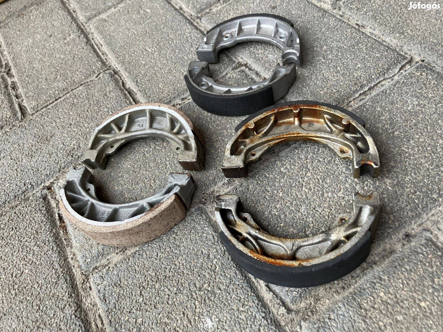 Új fékpofa álló minarelli blokkos robogókhoz eladó Székesfehérváron