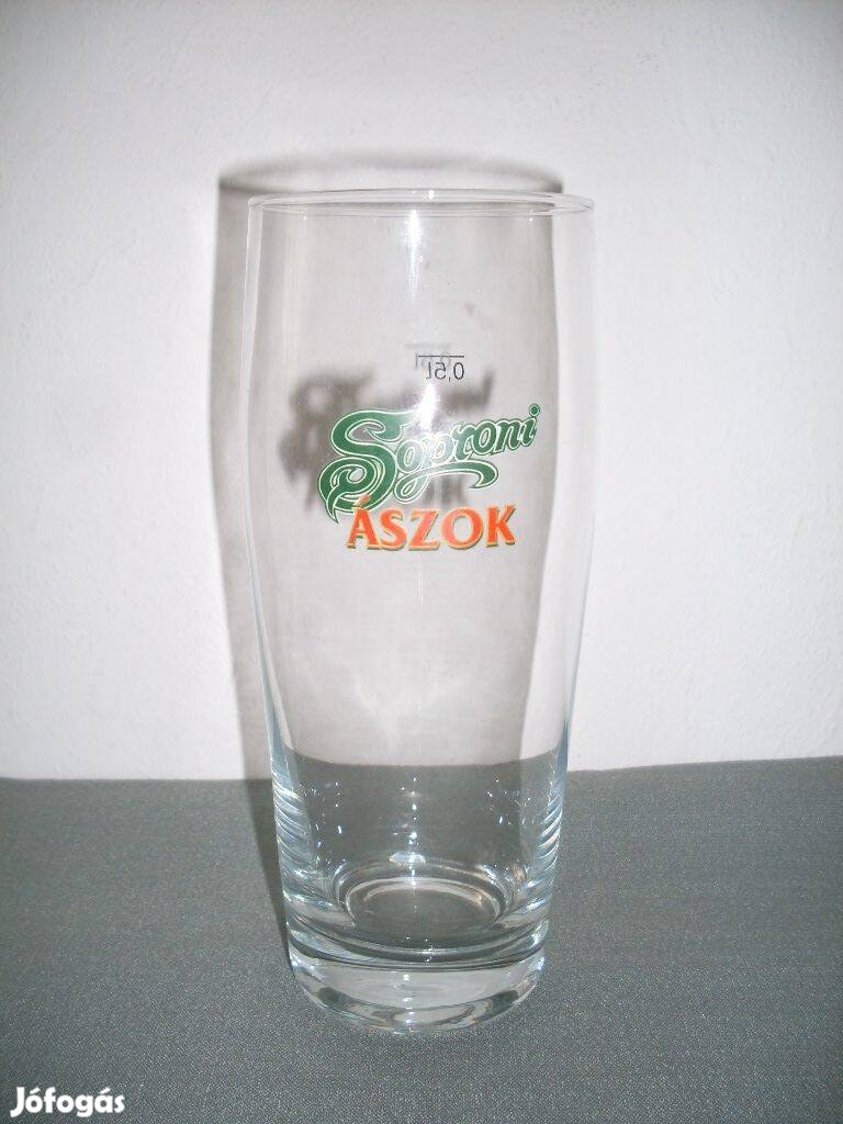 Új fél literes soproni sörös üveg pohár hibátlan