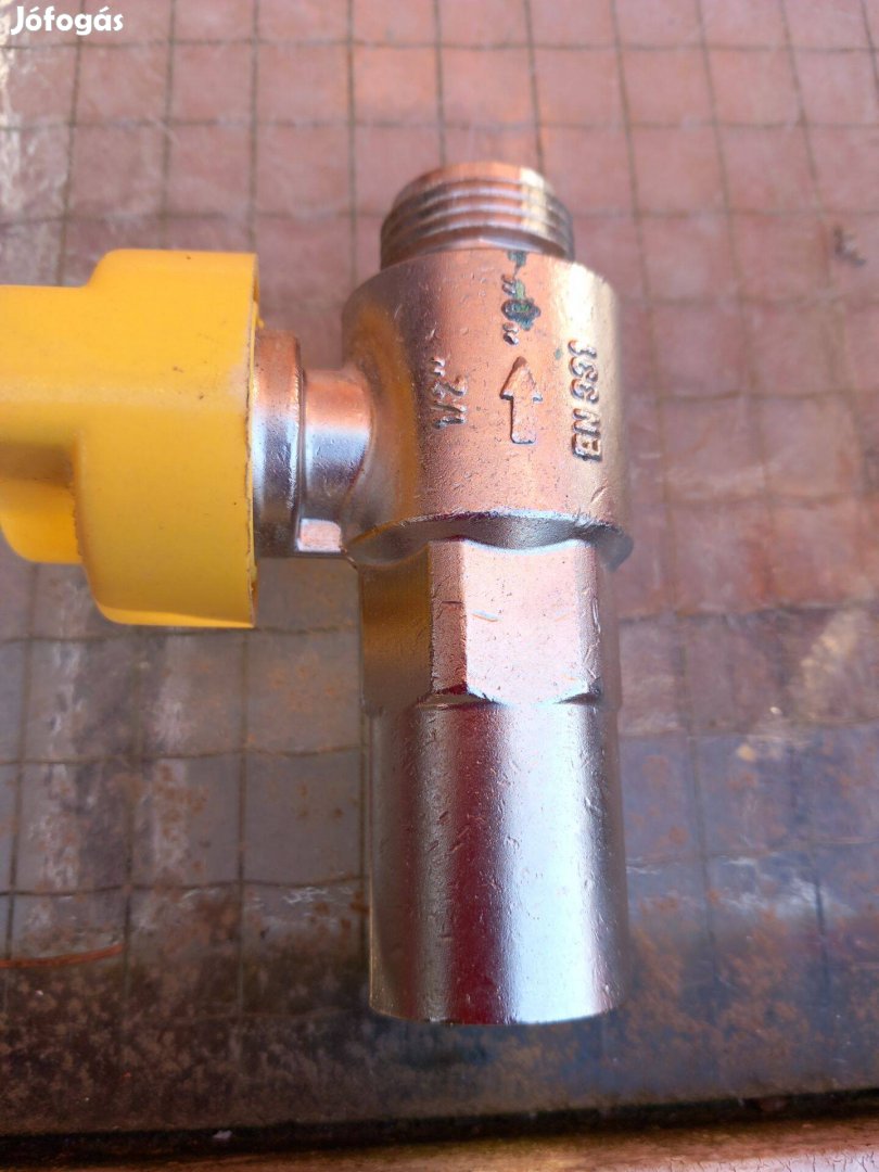 Új félcolos fűtés biztonsági szelep