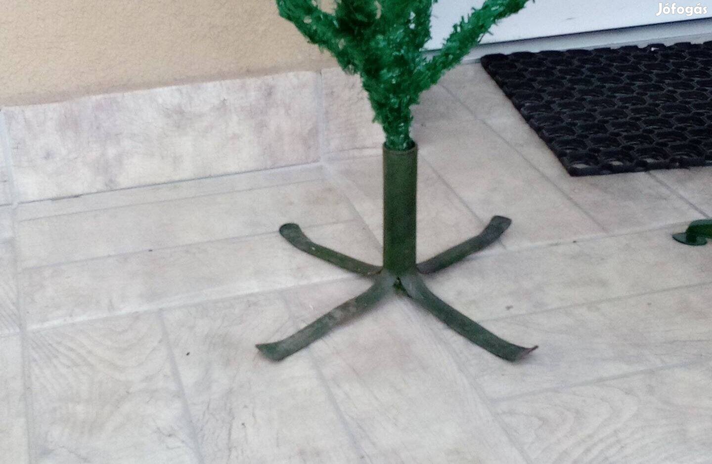 Új fenyőtalp fenyő talp állvány