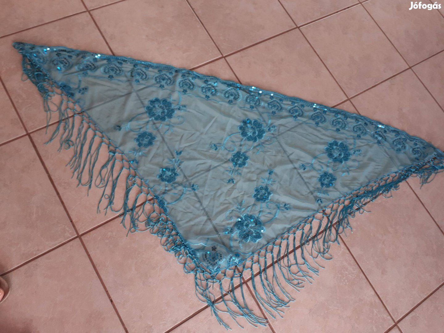 Új flitteres rojtos nagyméretű kendő alkalmi 150x90x90cm