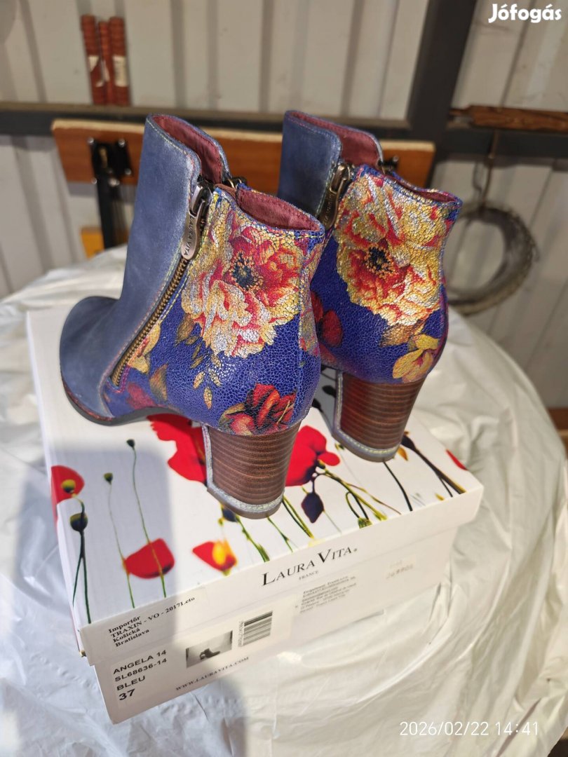Új francia női 37es alkalmi csizma cipő