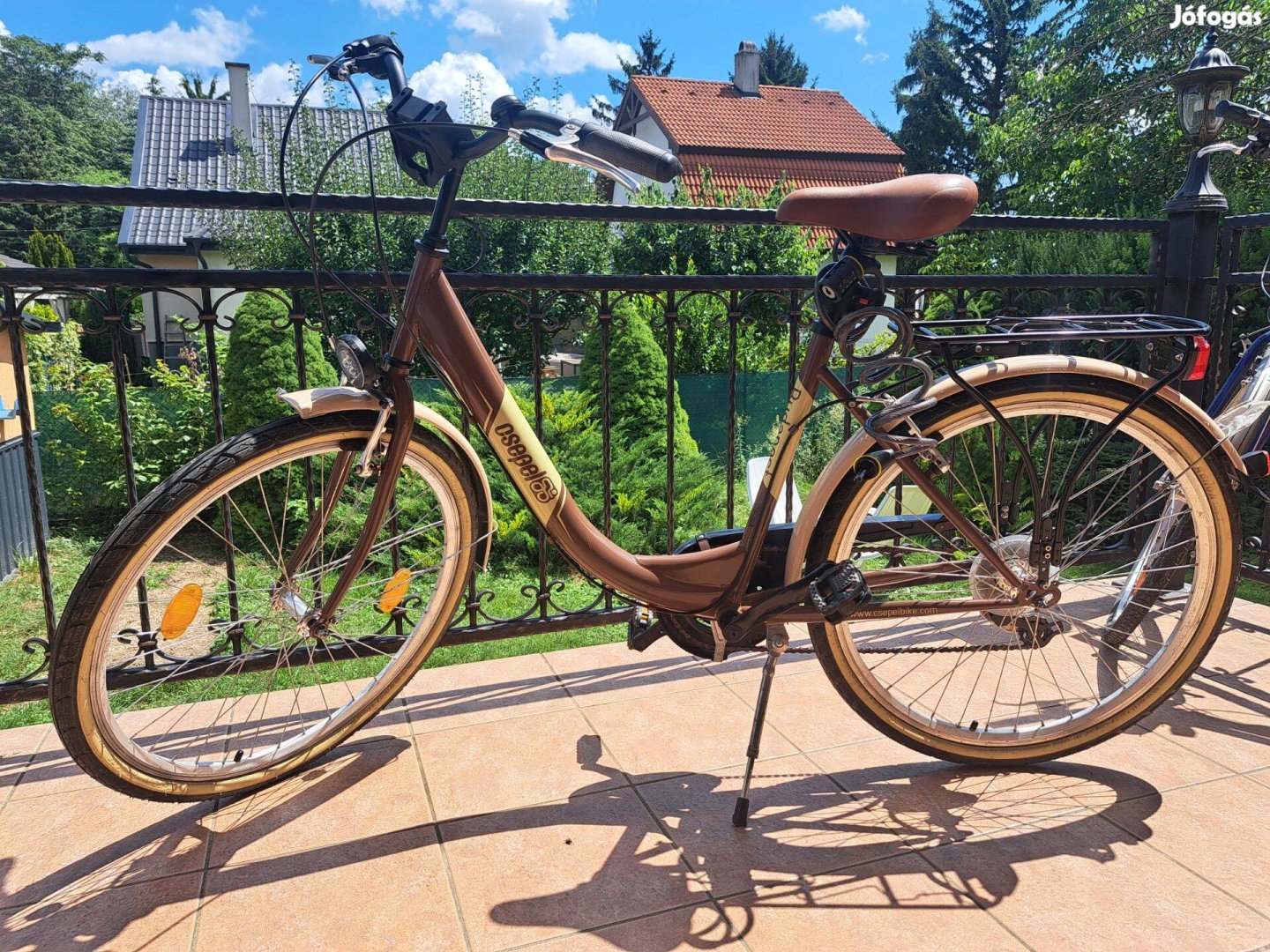 Új garázsban tartott csepel kerékpár shimano váltóval