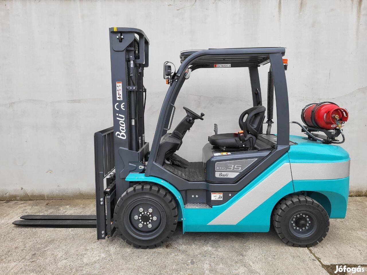 Új gázüzemű targonca Baoli Kbg35+ 3.5 t teherbírás 3.3 m emelés duplex