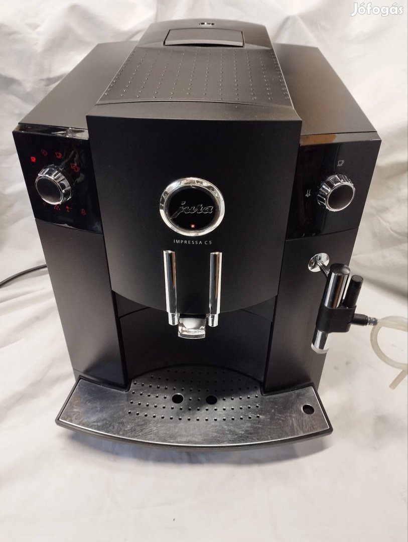 Új generációs Jura Impressa C5 automata kávéfőző