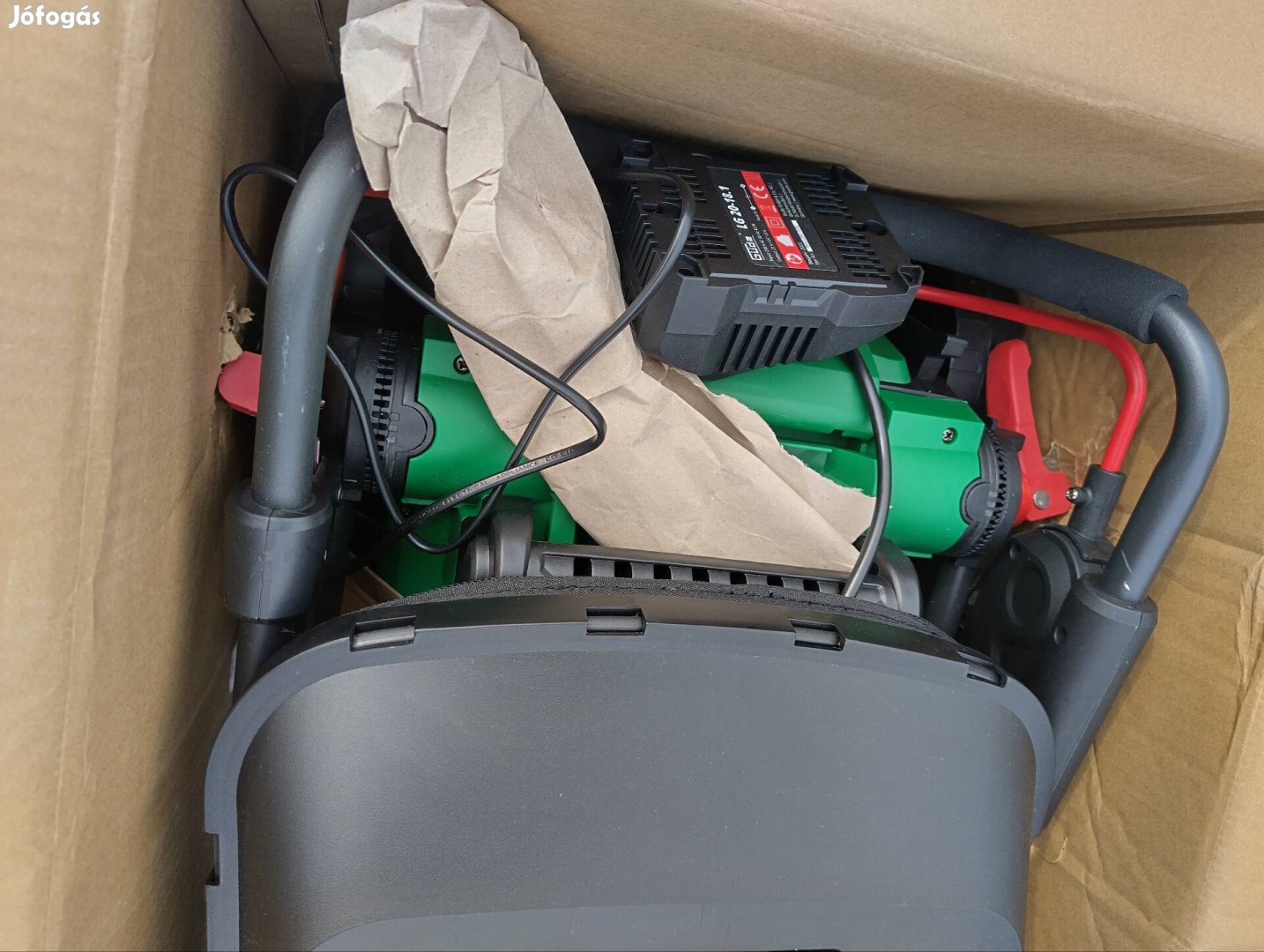 Új güde akkus fűnyíró eladó.
