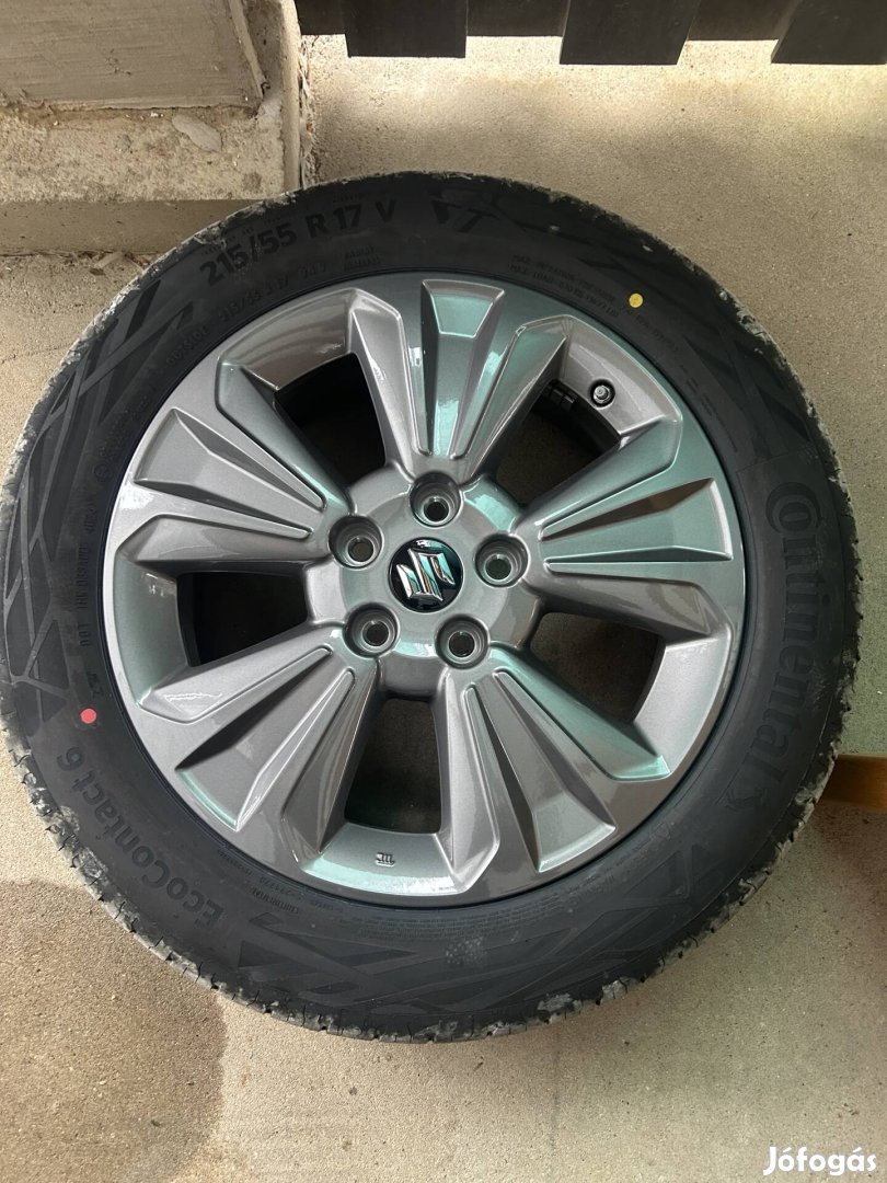 Új gyári Suzuki Vitara Scross alufelni Tpms 215/55r17