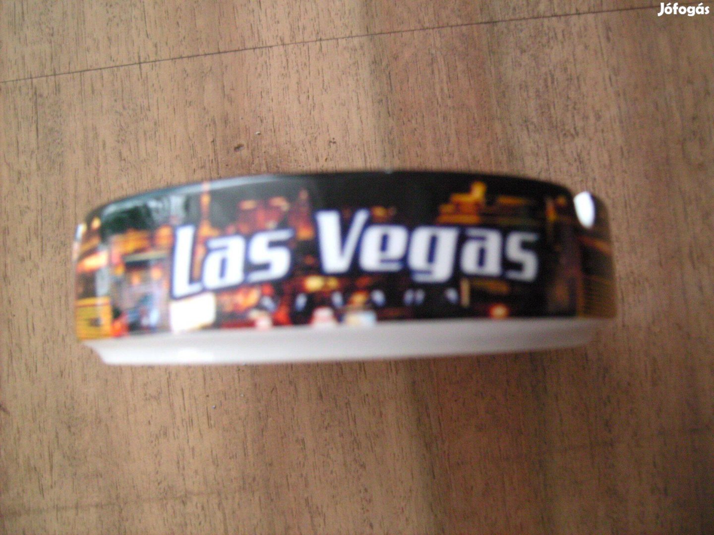 Új hamutartó Kas Vegas látképpel. 13 x 3 cm