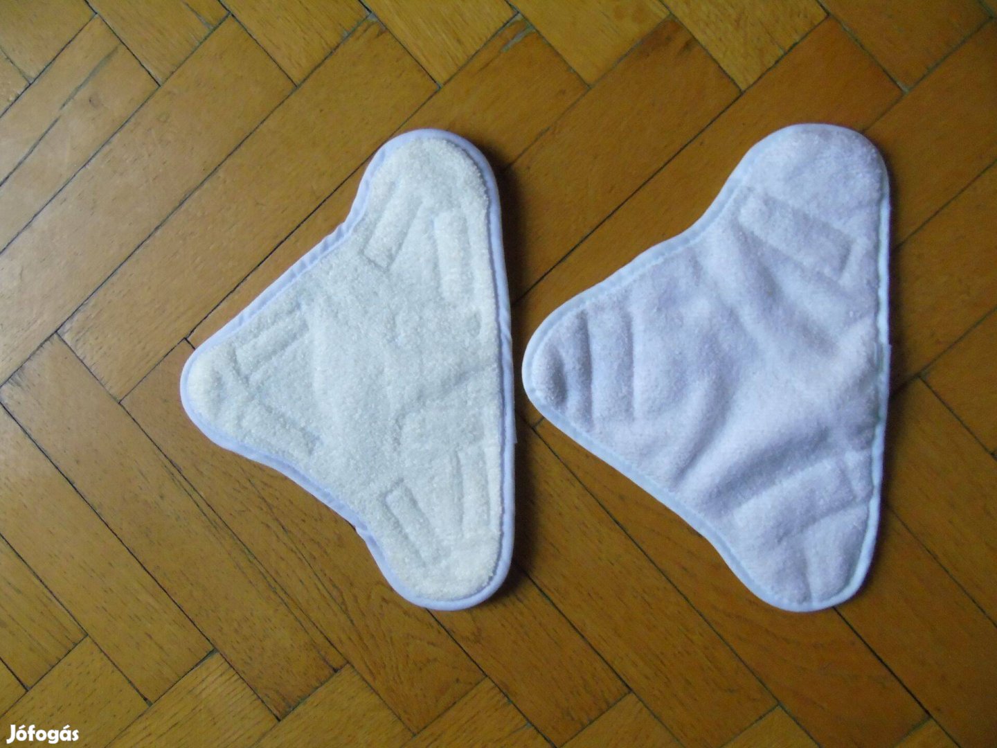 Új háromszögletű frottír tépőzáras cserélhető párna 2 db