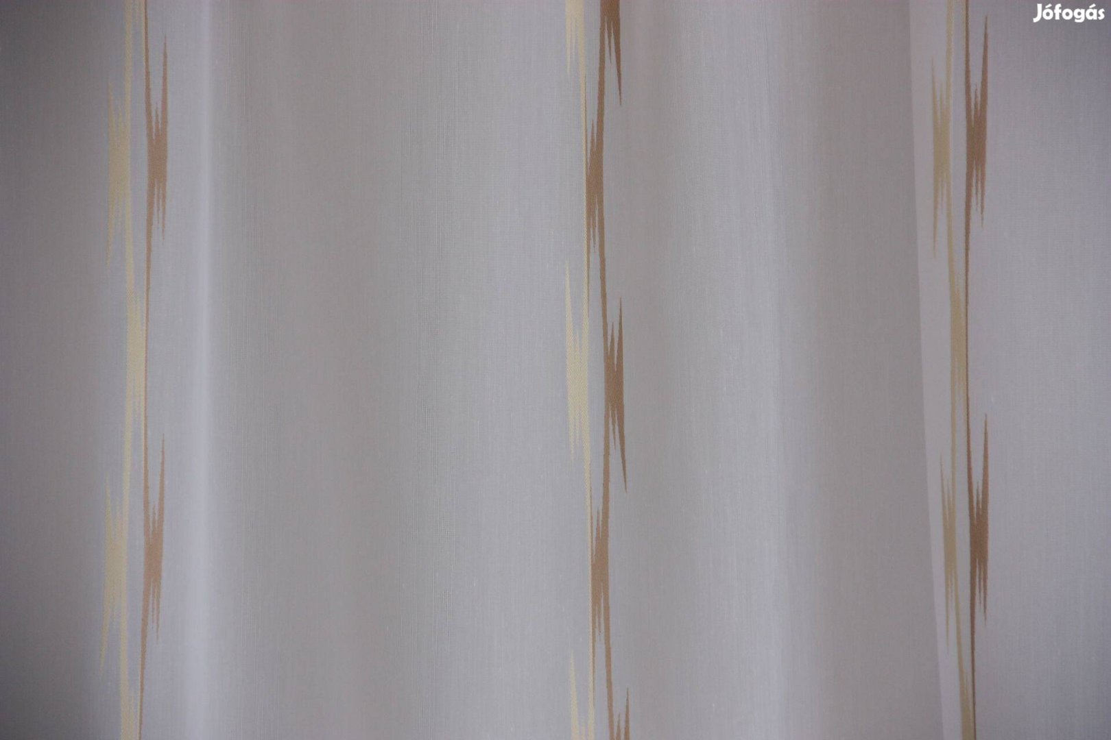 Új hófehér nyírt mintás függöny Ólomzsinórral (8m x 300 cm)