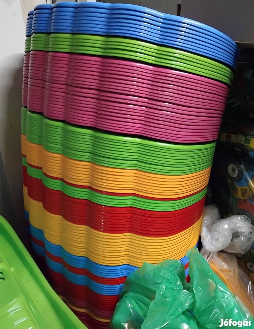 Új homokozó kagyló pancsoló, minőségi anyagból. Legnagyobb 2 ülőkével