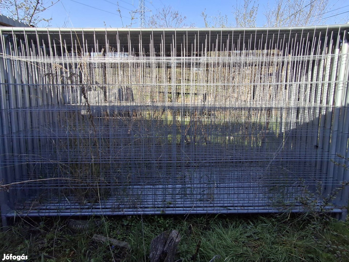 Új horganyzott kerítéselemek összekötő tartozékok