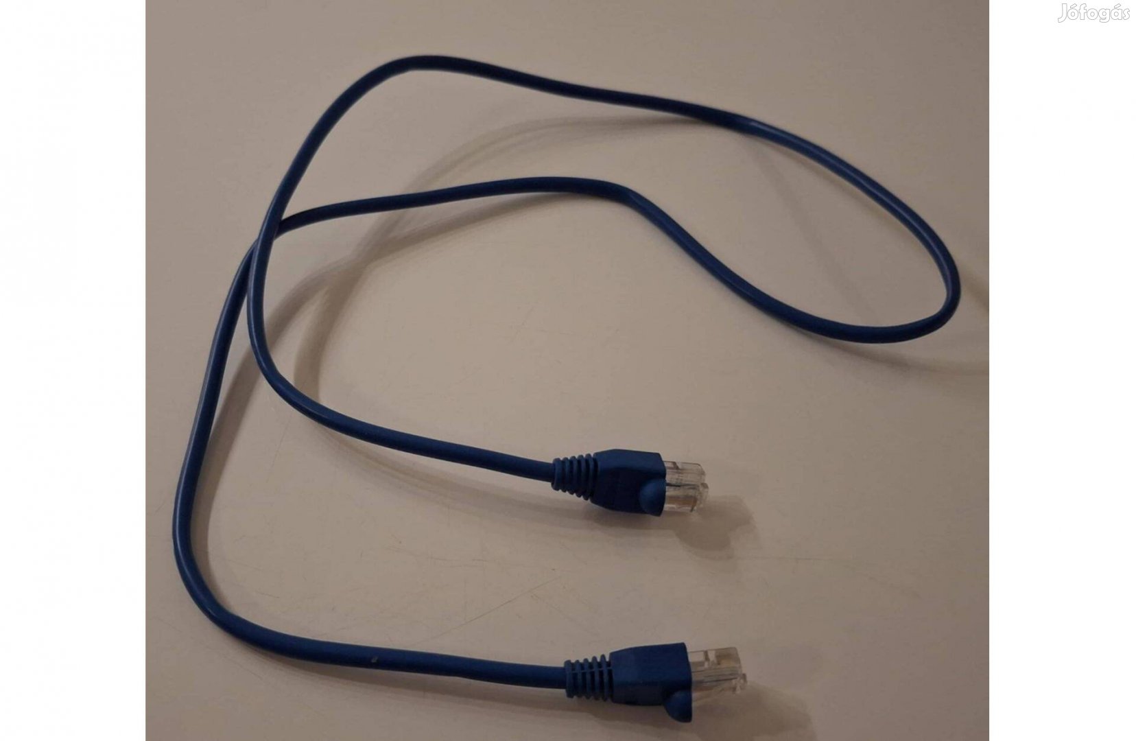 Új internet kábel, kék, 1 méter hosszú