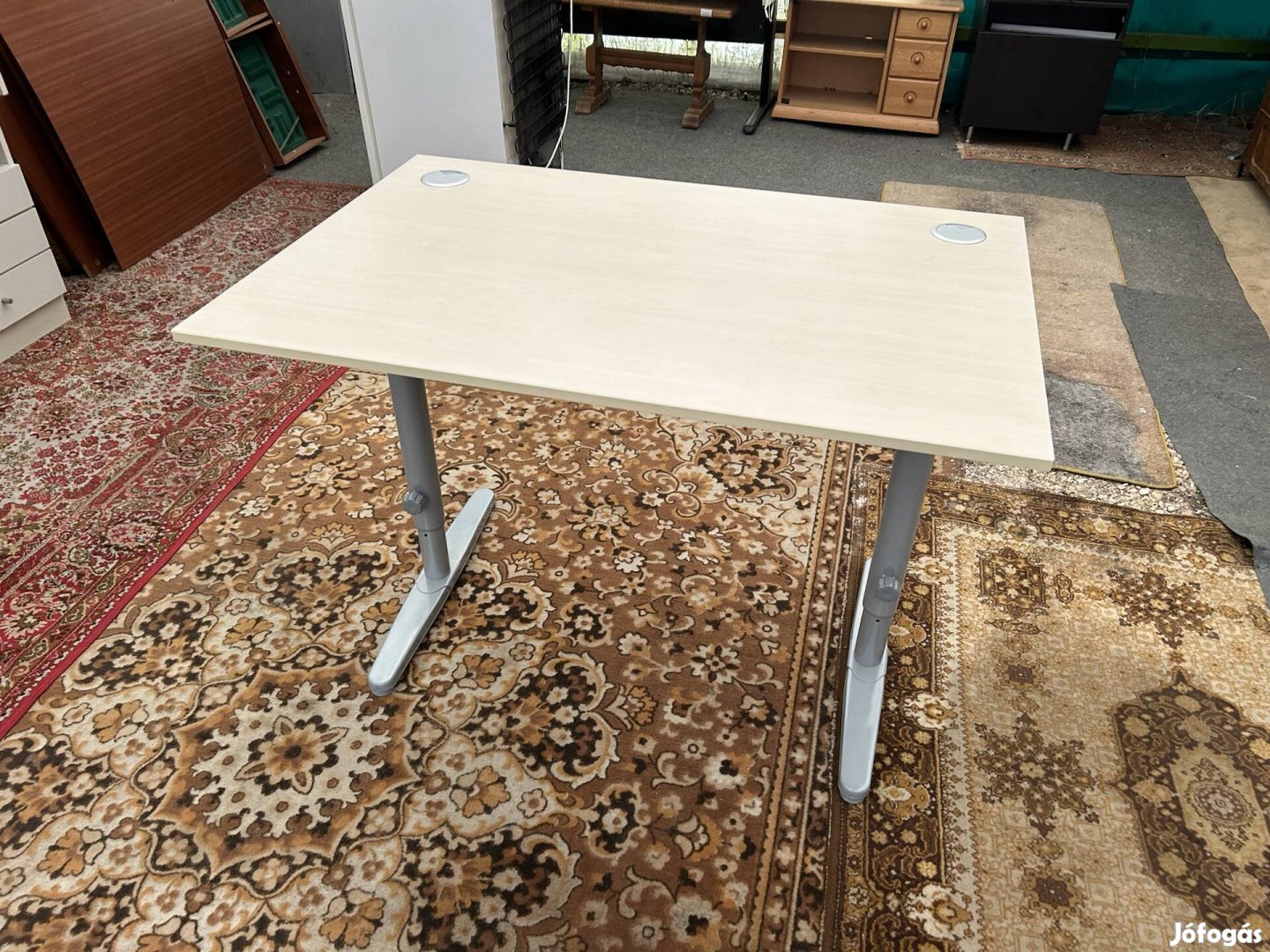 Új íróasztal/irodai asztal Állítható