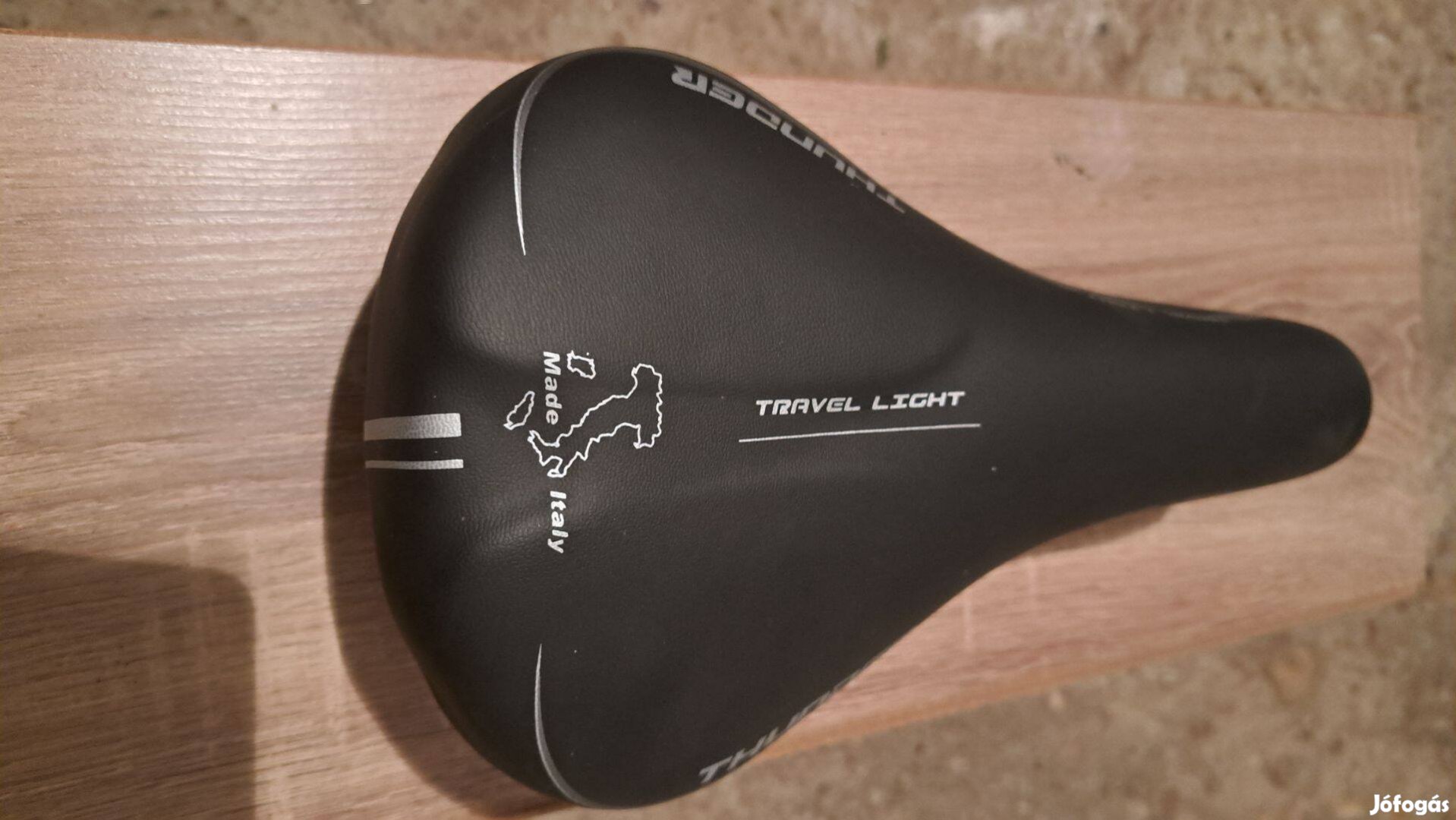 Új kerékpár nyereg(selle italy) eladó