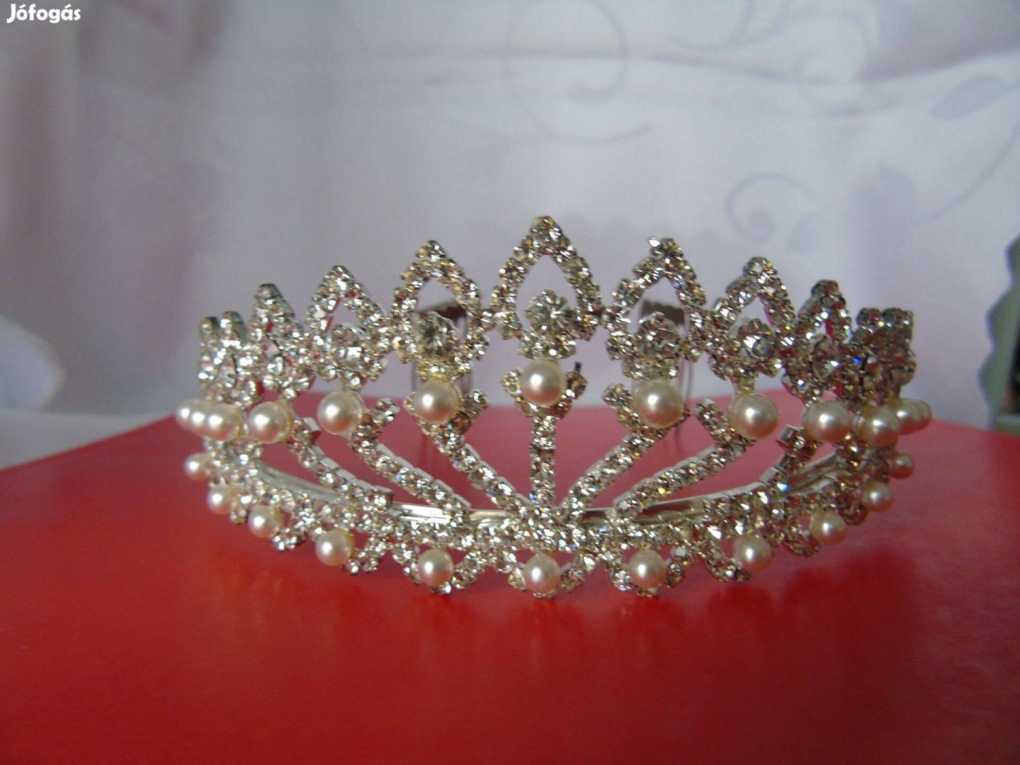 Új kövekkel gyöngyökkel díszített hajpánt diadém