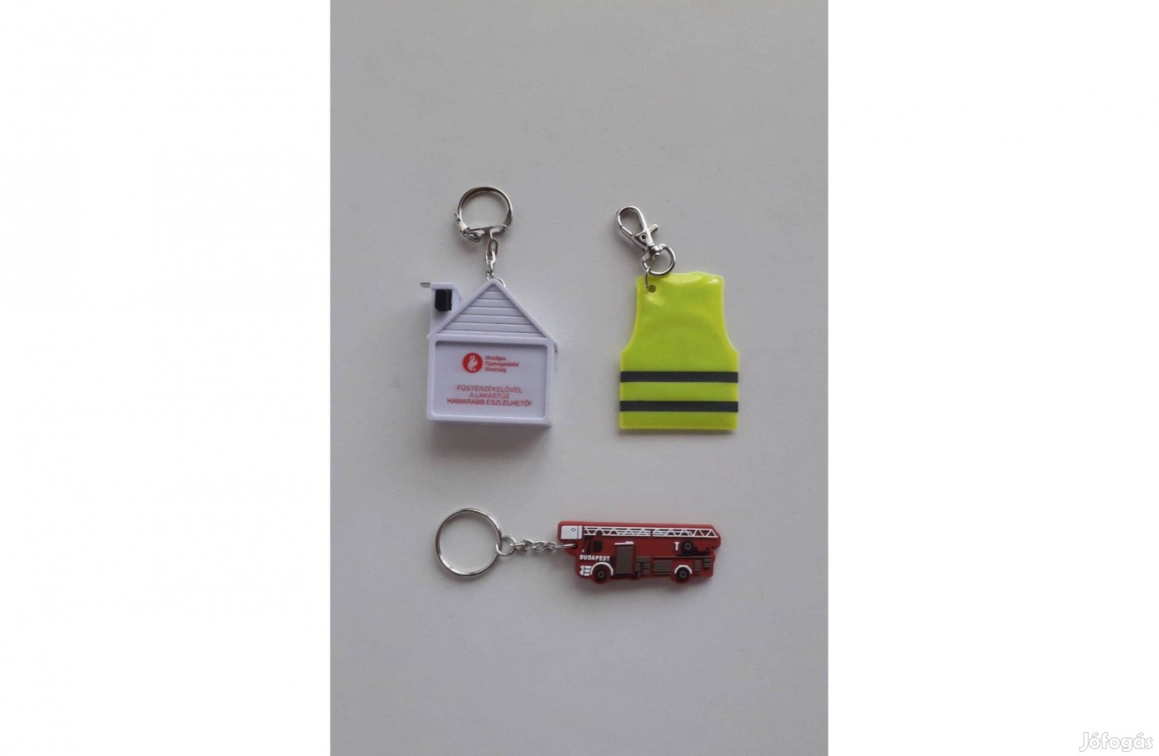 Új kulcstartó - mérőszalagos, fényvisszaverő, tűzoltóautó