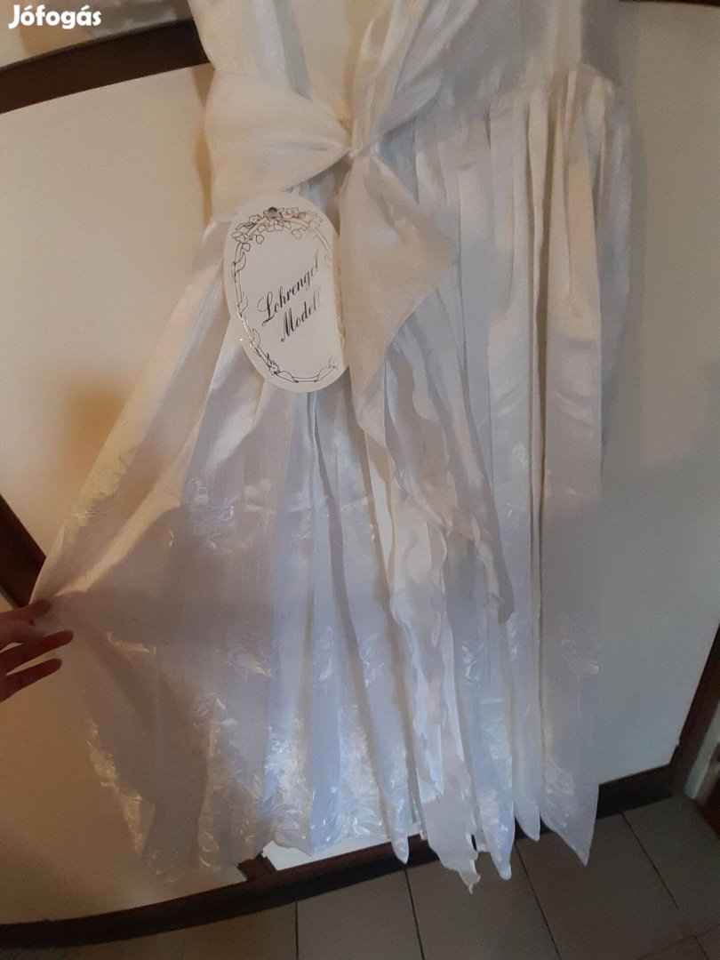 Új menyasszonyi ruha, 40-es méret