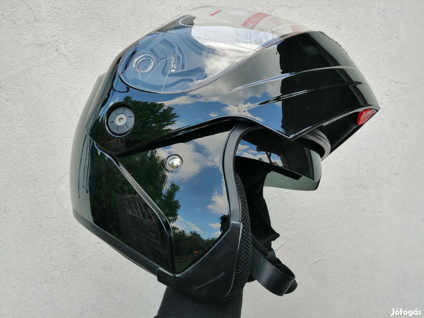 Új motoros bukósisak. M 56-57 cm