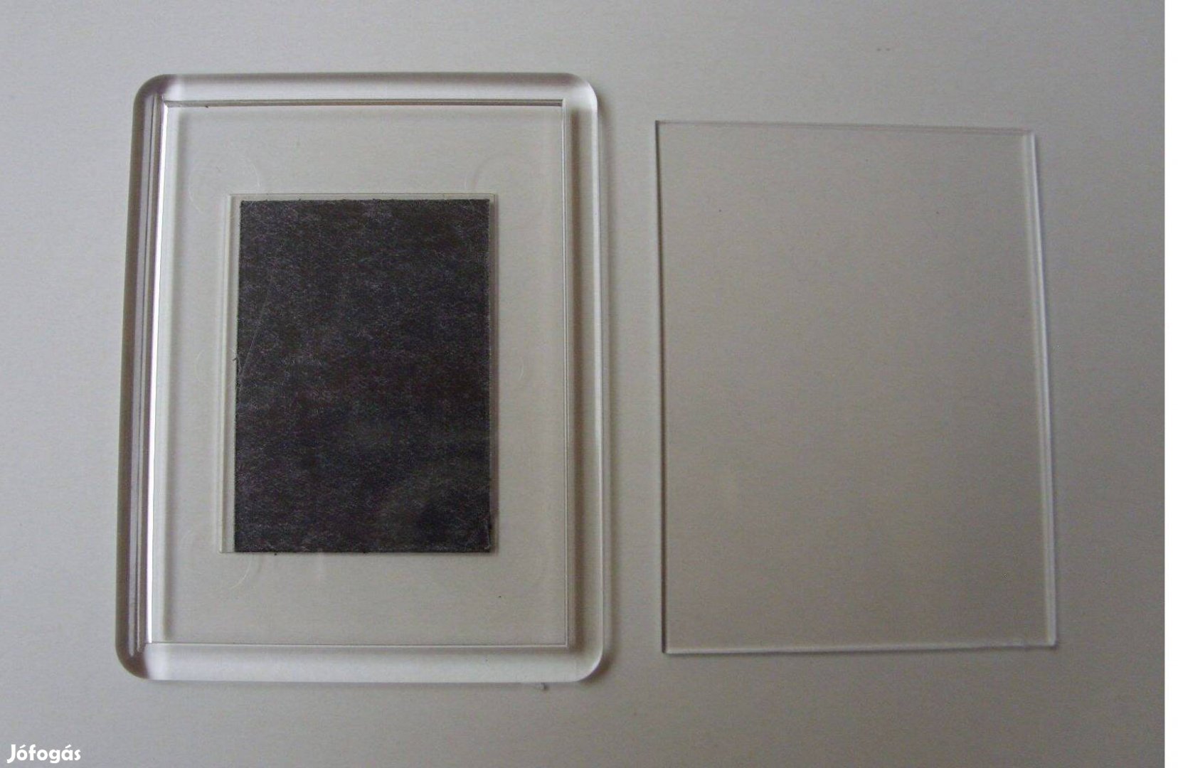 Új műanyag képtartó hűtőmágnes 6 x 4,5 cm-es képhez