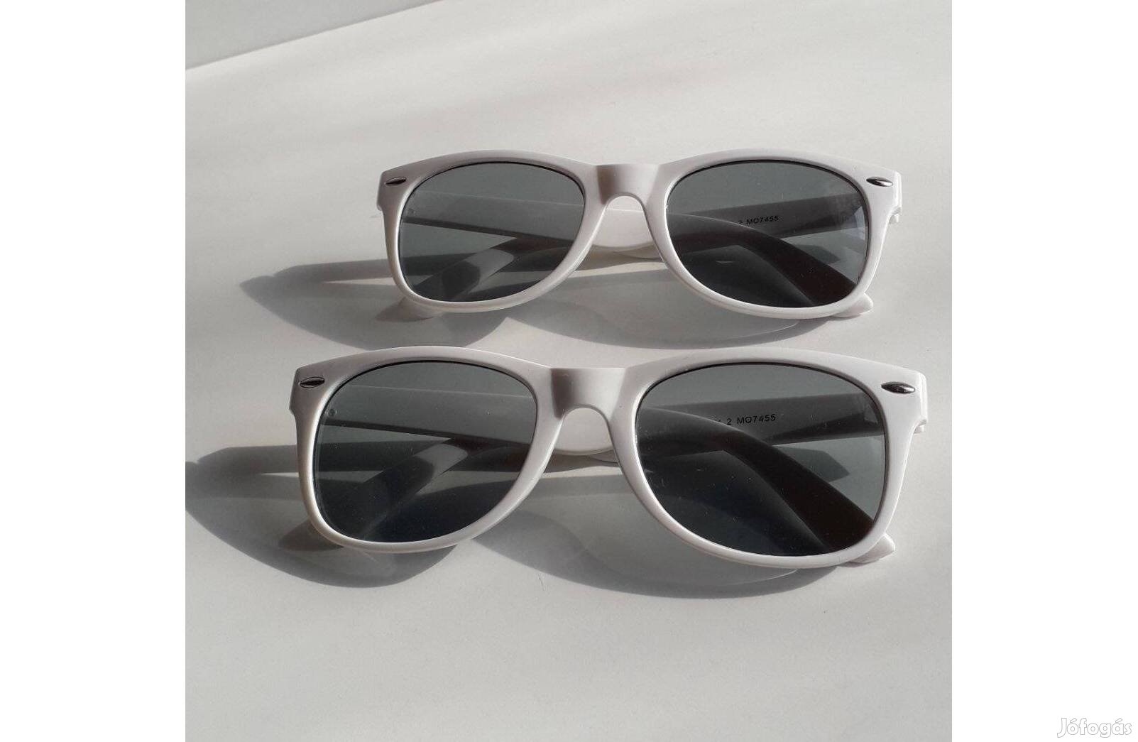 Új napszemüveg fehér kerettel UV 400 védelemmel darabár_