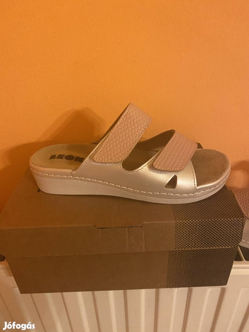 Új nő Leon papucs 38-as