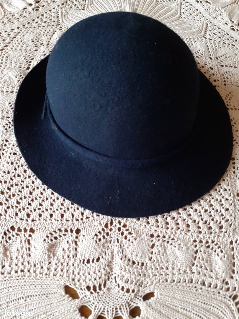 Új női kalap hozzá róka szőrme eladó