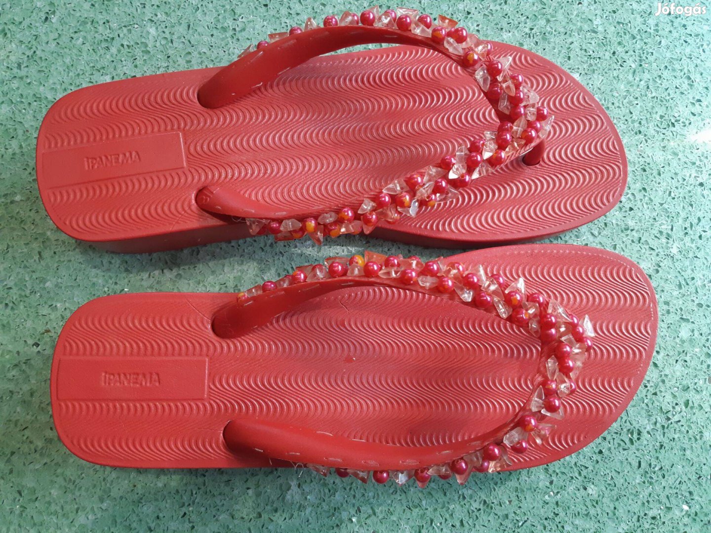 Új női piros papucs
