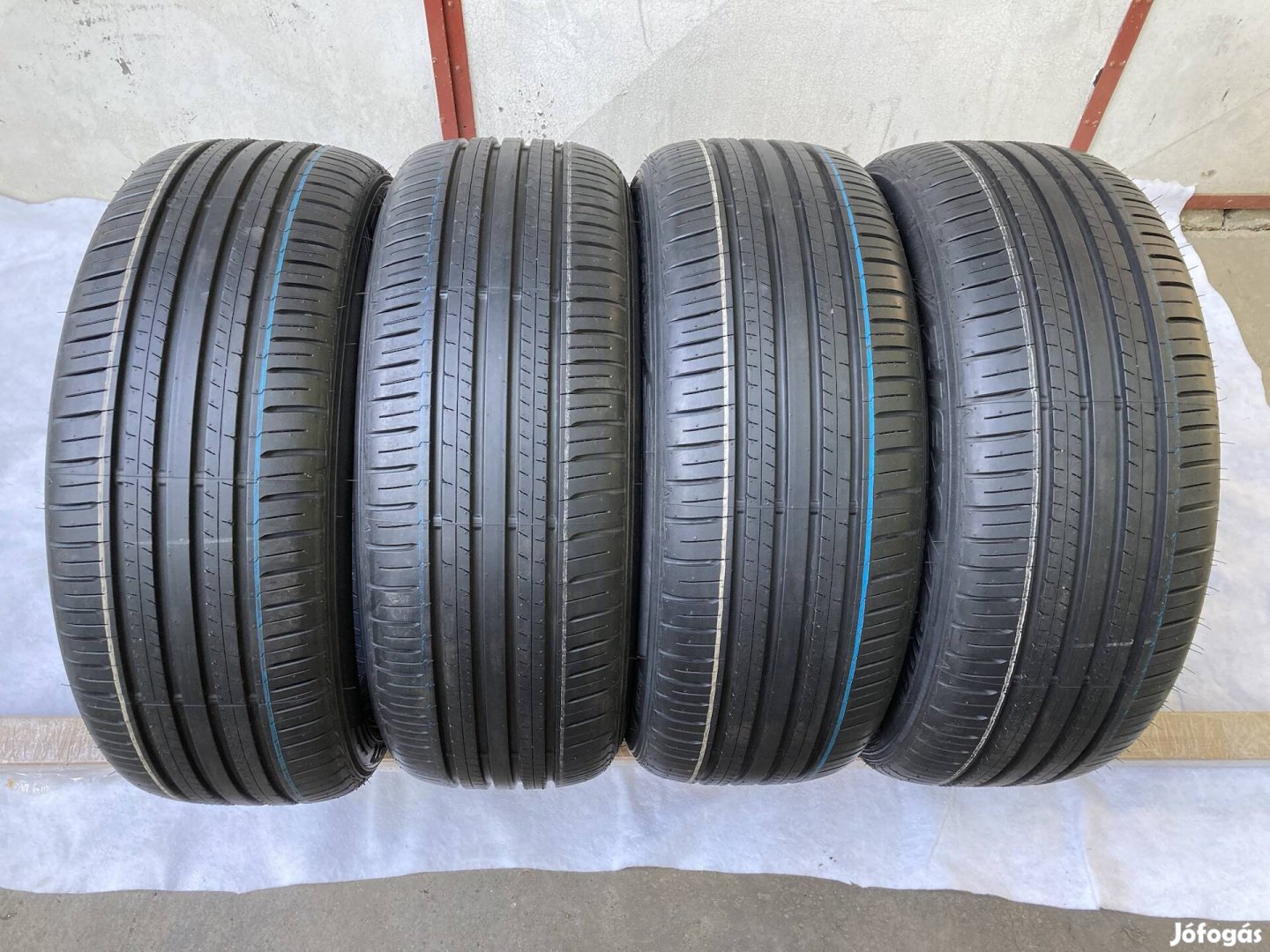 Új nyári gumik 215/50 R18