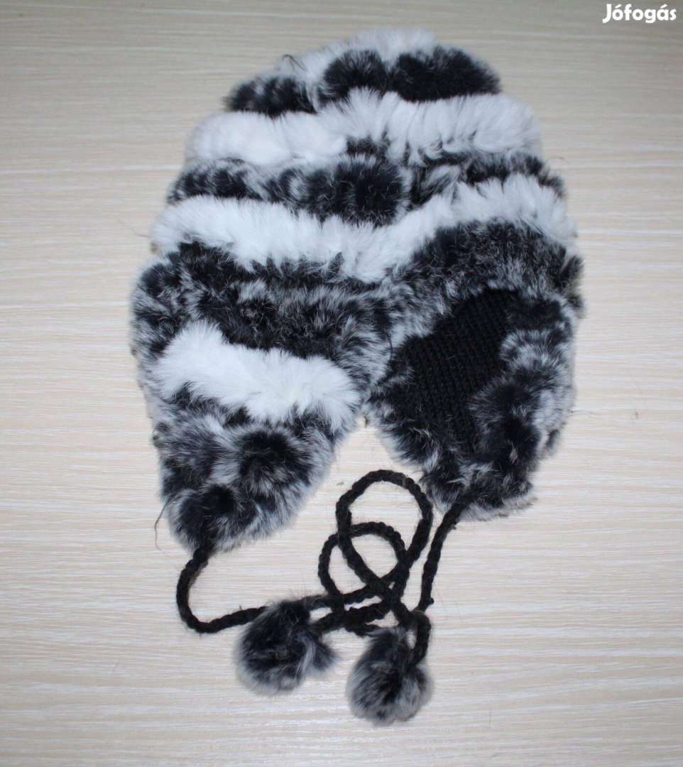 Új nyúlszőr füles sapka - 2 szín fehér, szürke csíkos