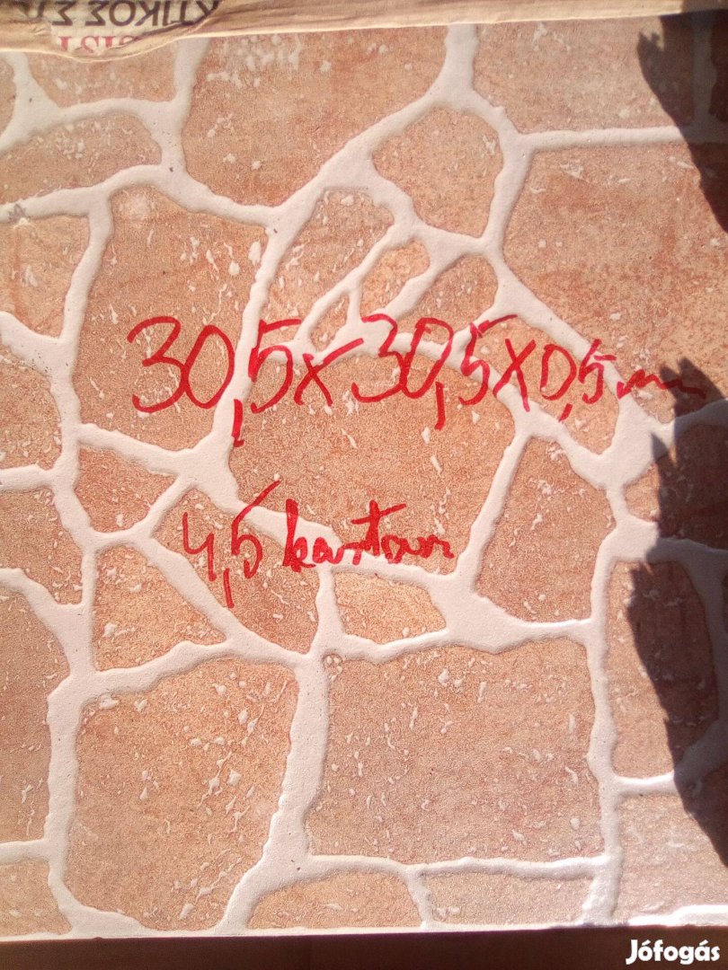 Új padlólapok (cersanit)