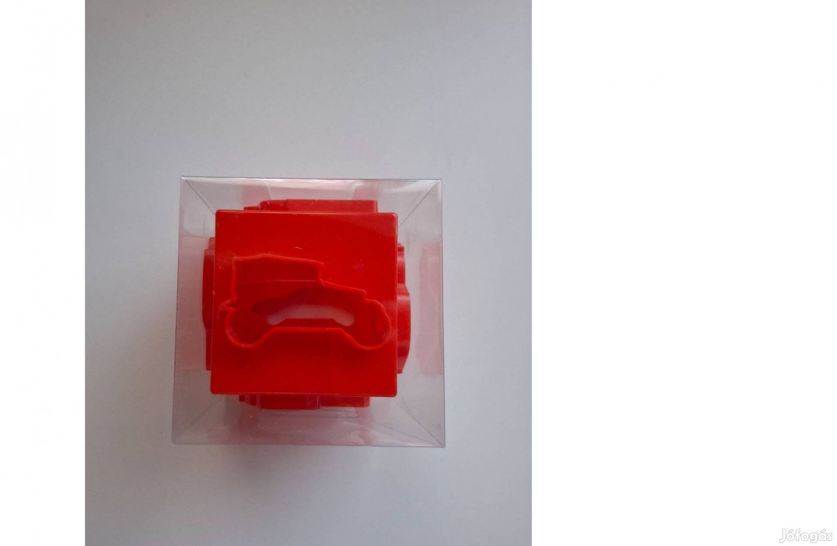 Új piros kocka alakú 6 oldalú sütikiszúró autók