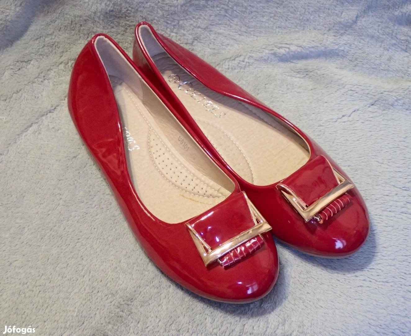 Új piros lakk balerina cipő csattal 39