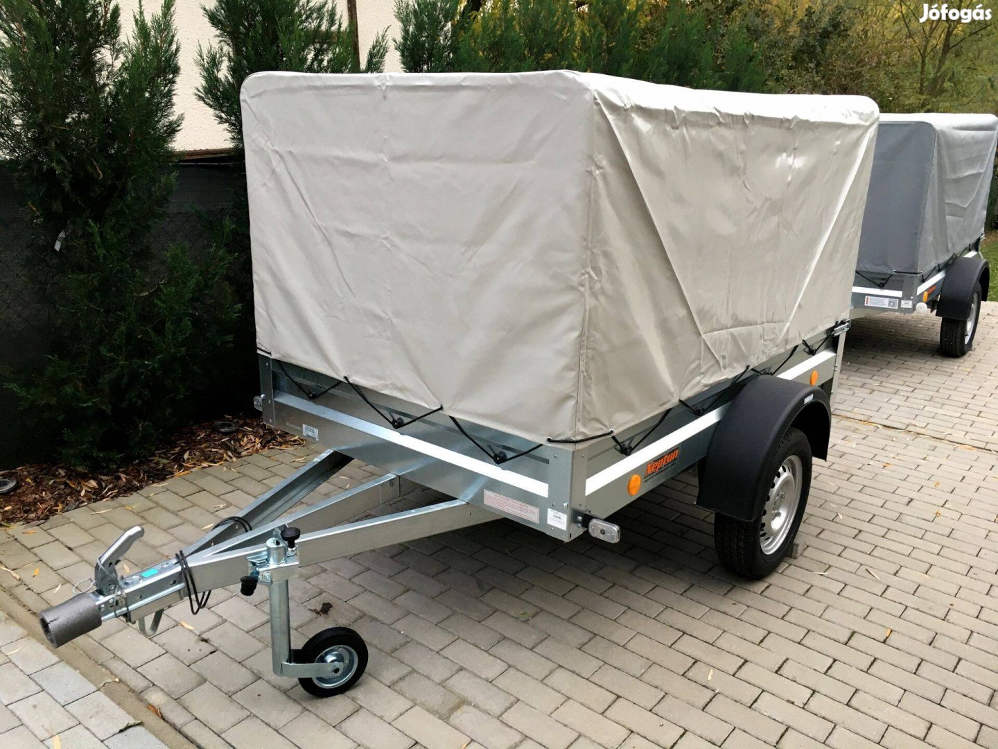 Új ponyvás utánfutó 202x125cm Névre Írva!