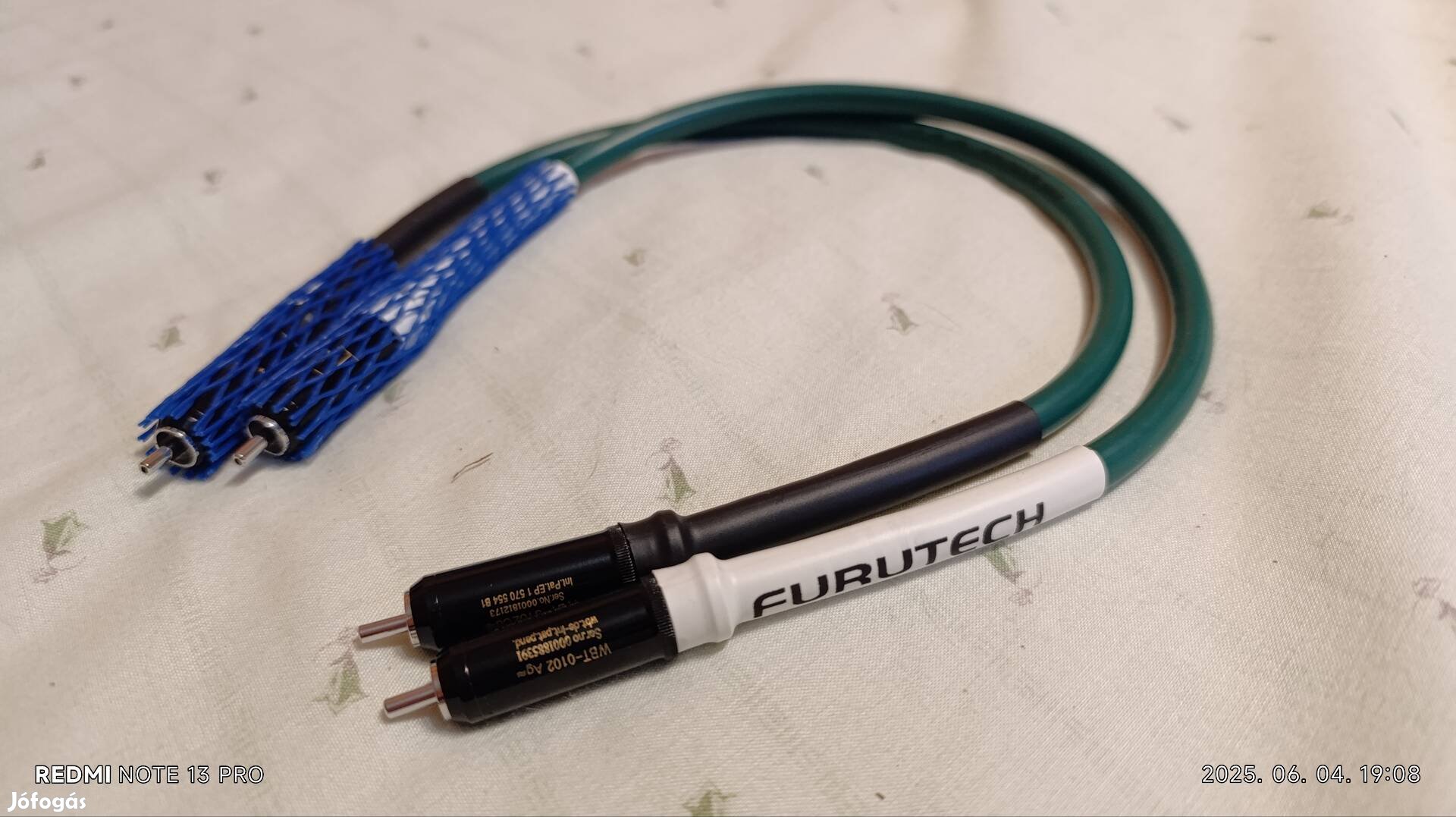 Új prémium minőségű Furutech RCA kábel pár eladó 