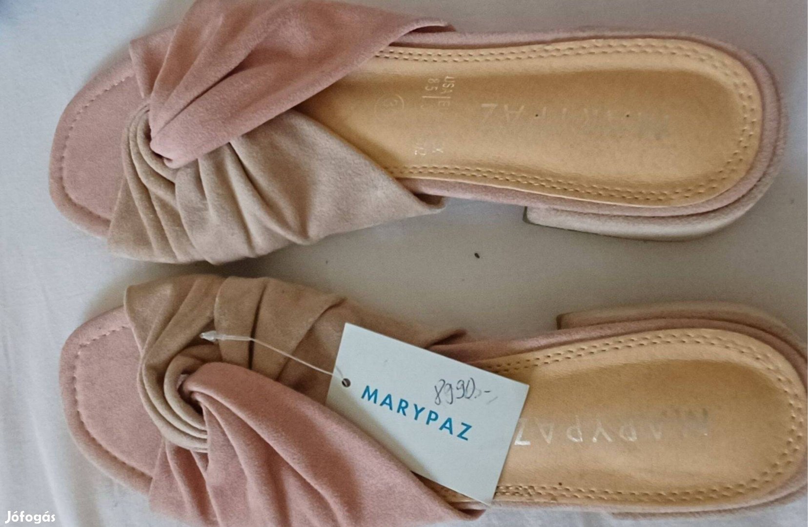 Új púder és barna női papucs 39