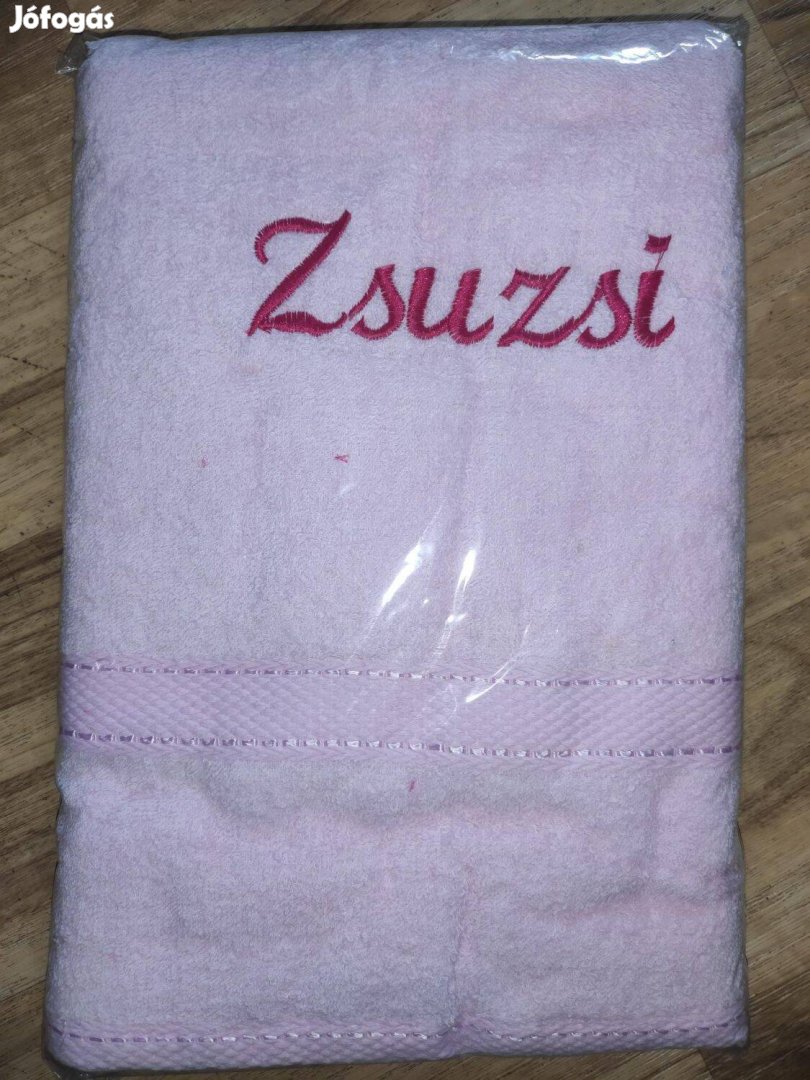 Új rózsaszín Zsuzsi feliratos hímzett törölköző fürdőlepedő